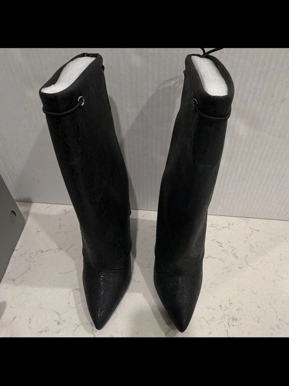 Newbella Black Snake Skin Faux Leather Knee-High Stiletto Boots Womens 8